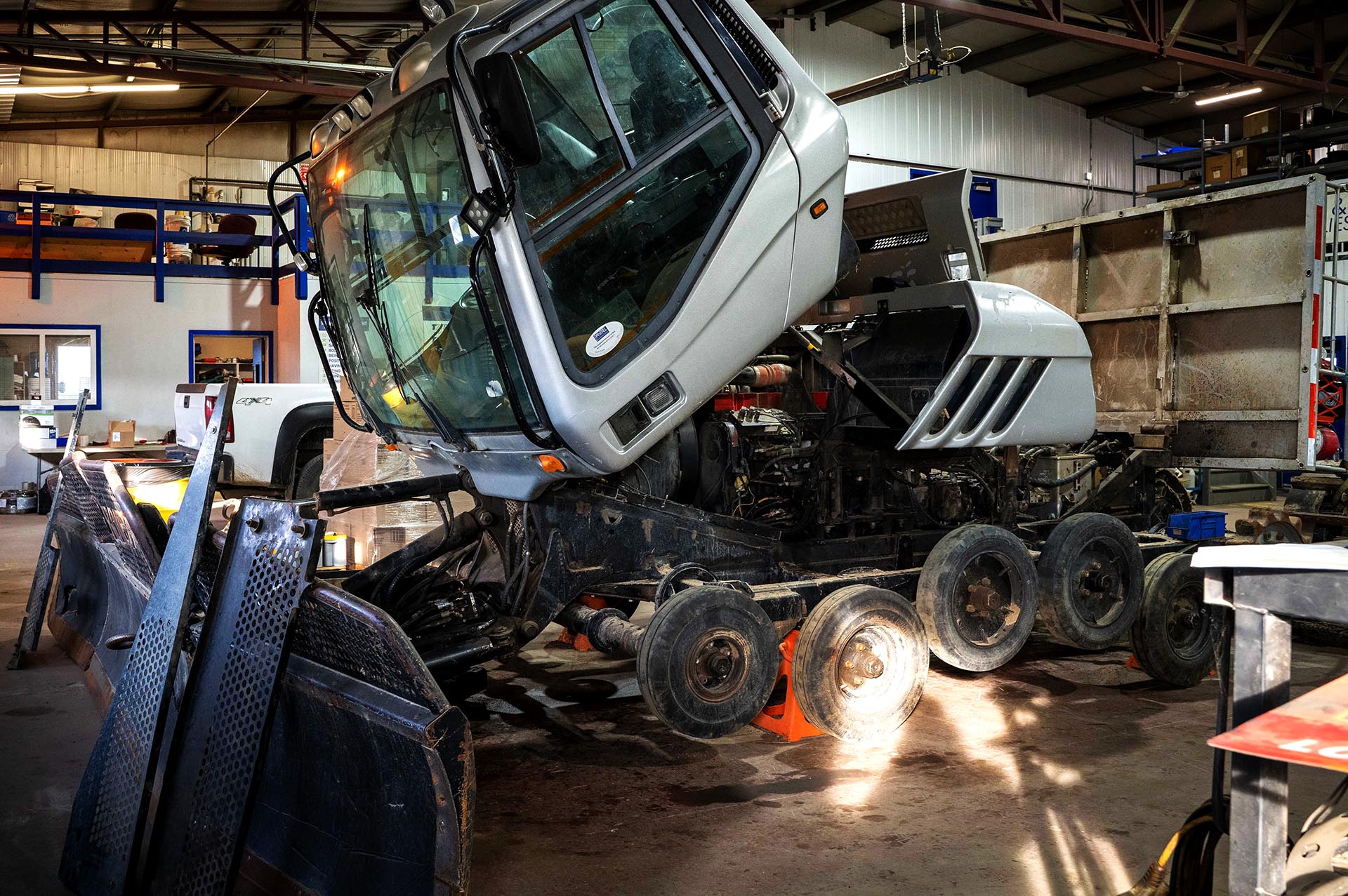 تعمیرات دیفرانسیل ماشین سنگین در قم